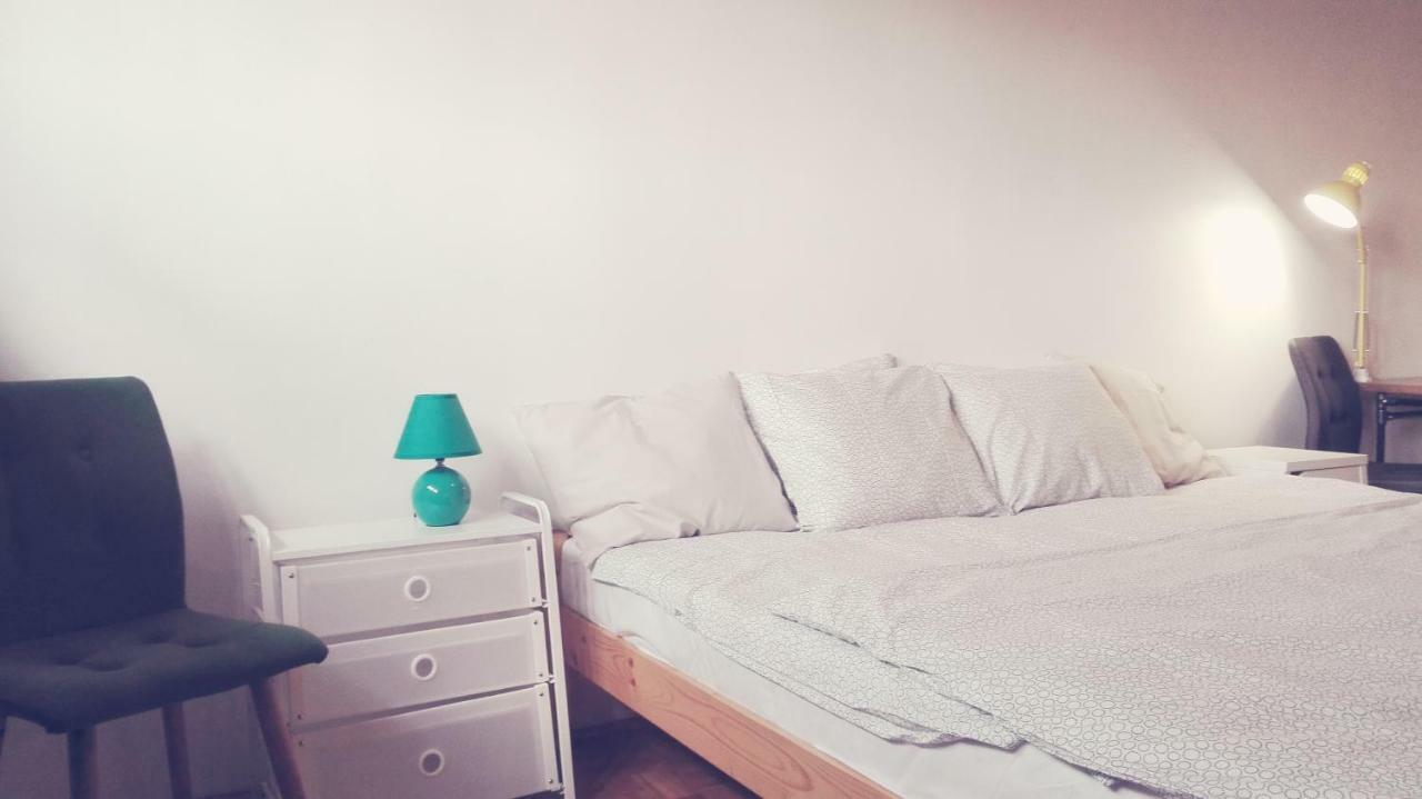 Voyage Apartment Varazdin Bagian luar foto