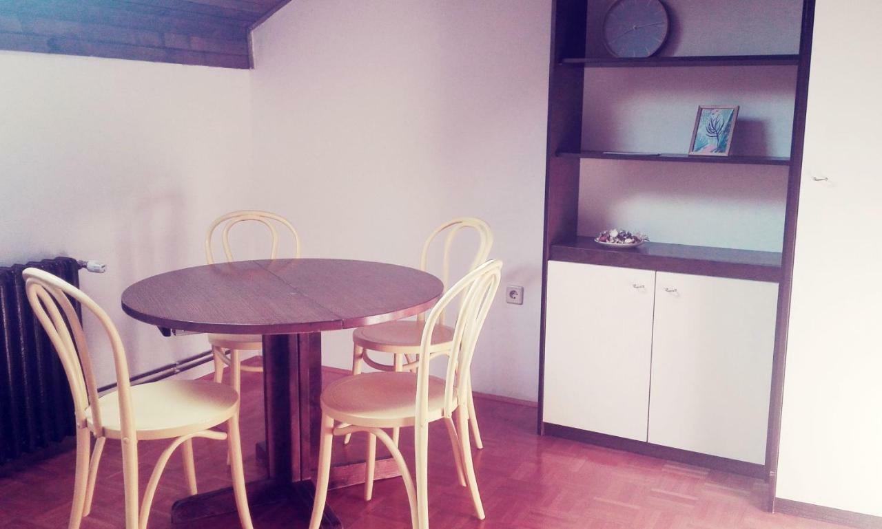 Voyage Apartment Varazdin Bagian luar foto